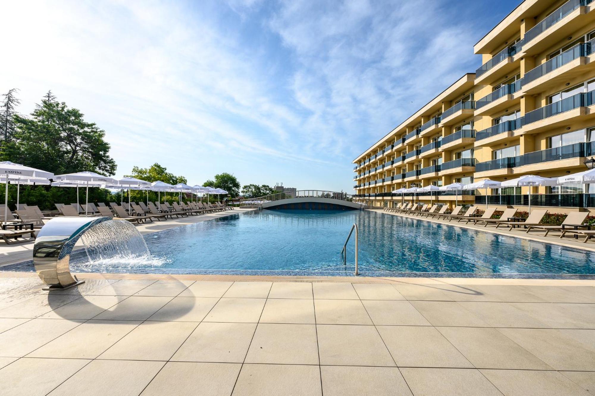 Empire Balneo & Spa Hotel Hisarya Exterior photo